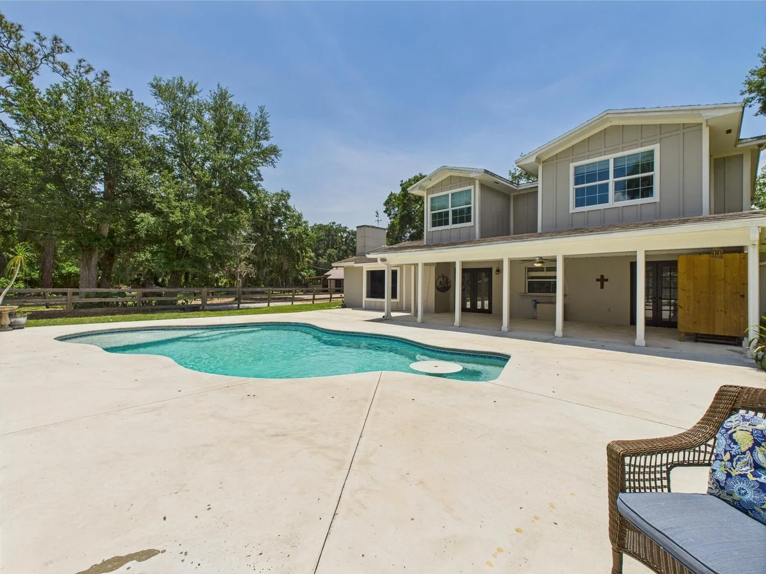 Photo of 2045 SW 18th Lane