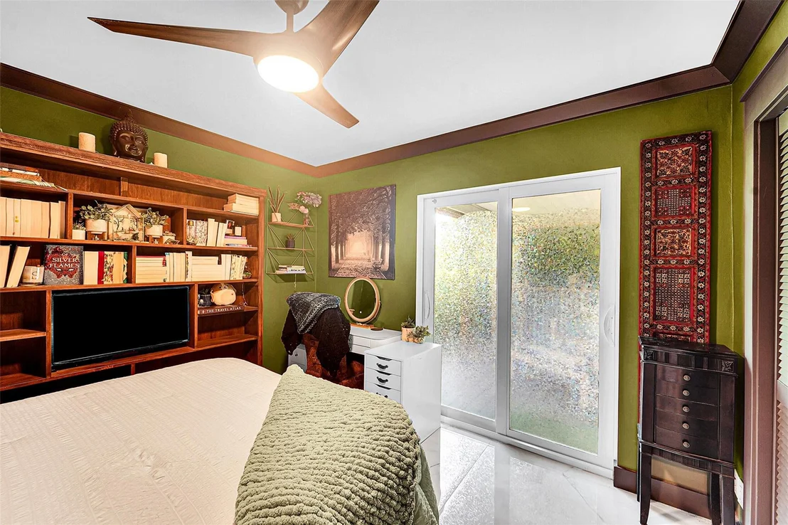 Photo of 240 SE 15th Avenue