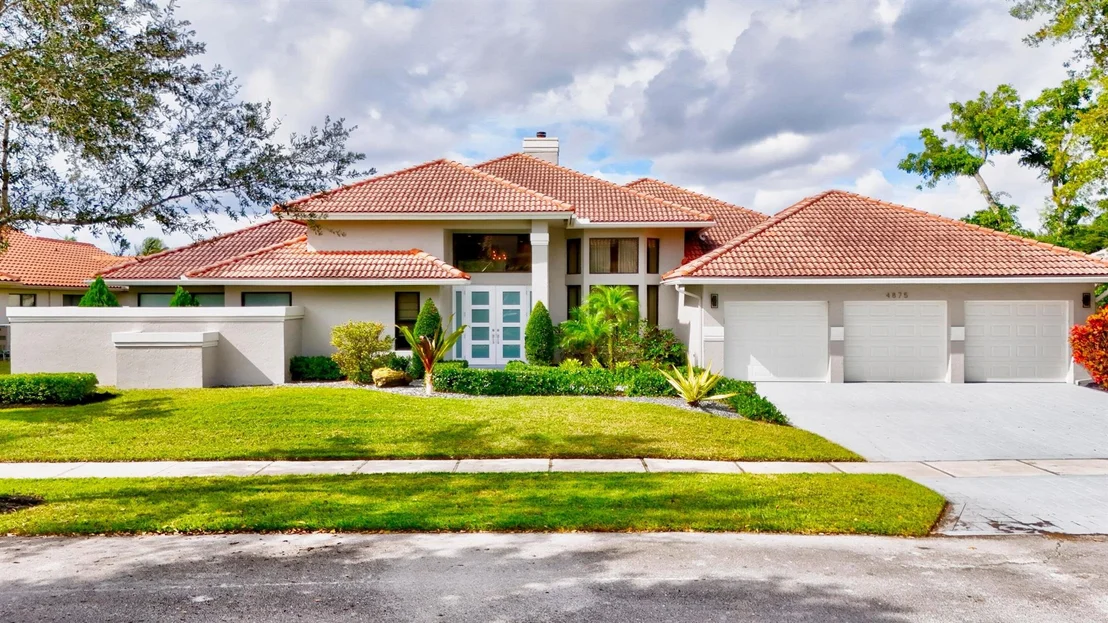 Photo of 4875 Hunters Way