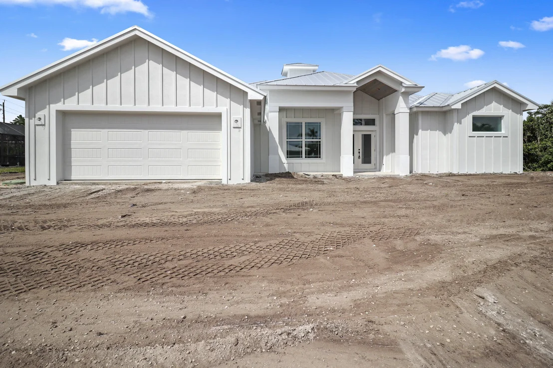 Photo of 4742 SE Starling Way