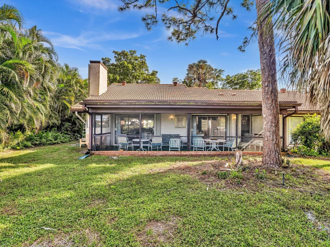 Photo of 3537 Lakeview Drive