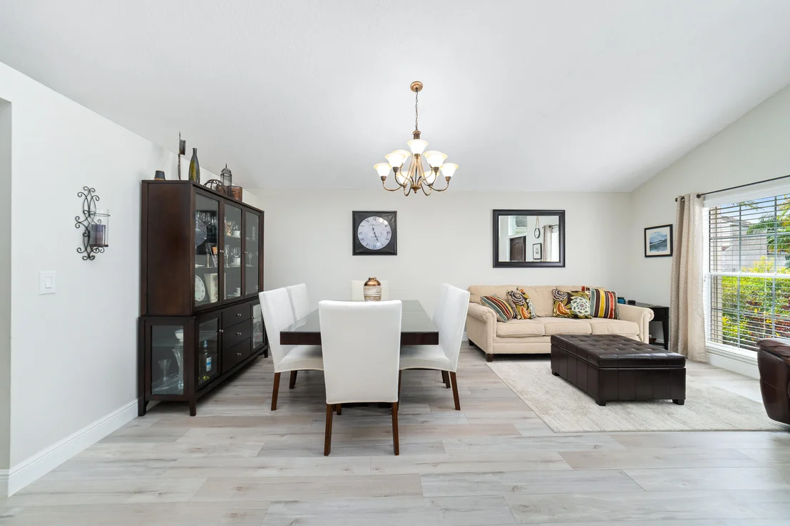 Photo of 22585 Middletown Drive