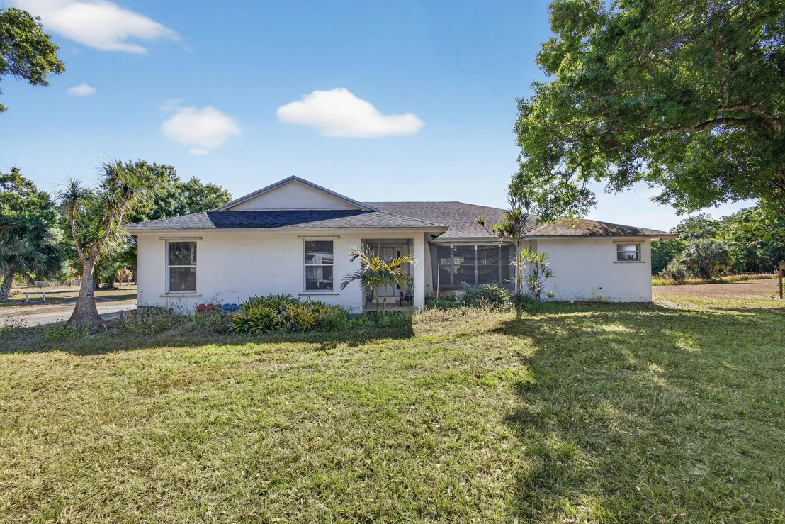 Photo of 17619 103rd Terrace N
