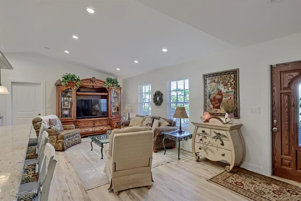 Photo of 1207 Larch Way