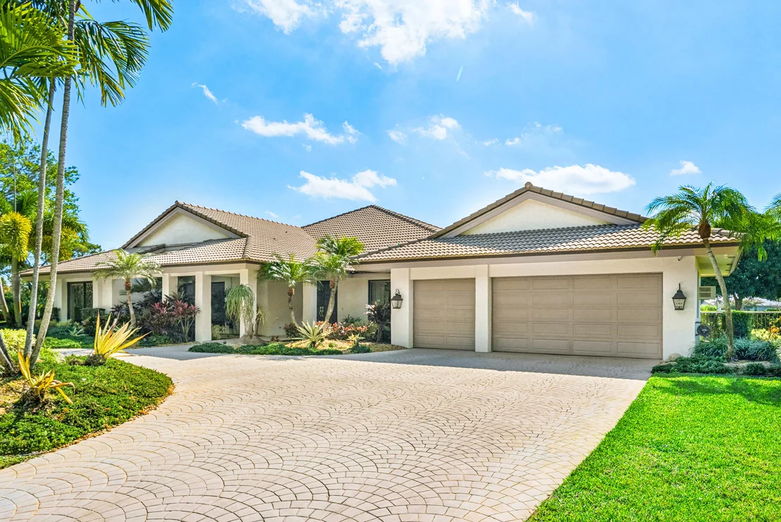 Photo of 5221 Estates Drive