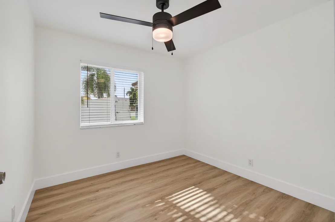 Photo of 6425 96th Place