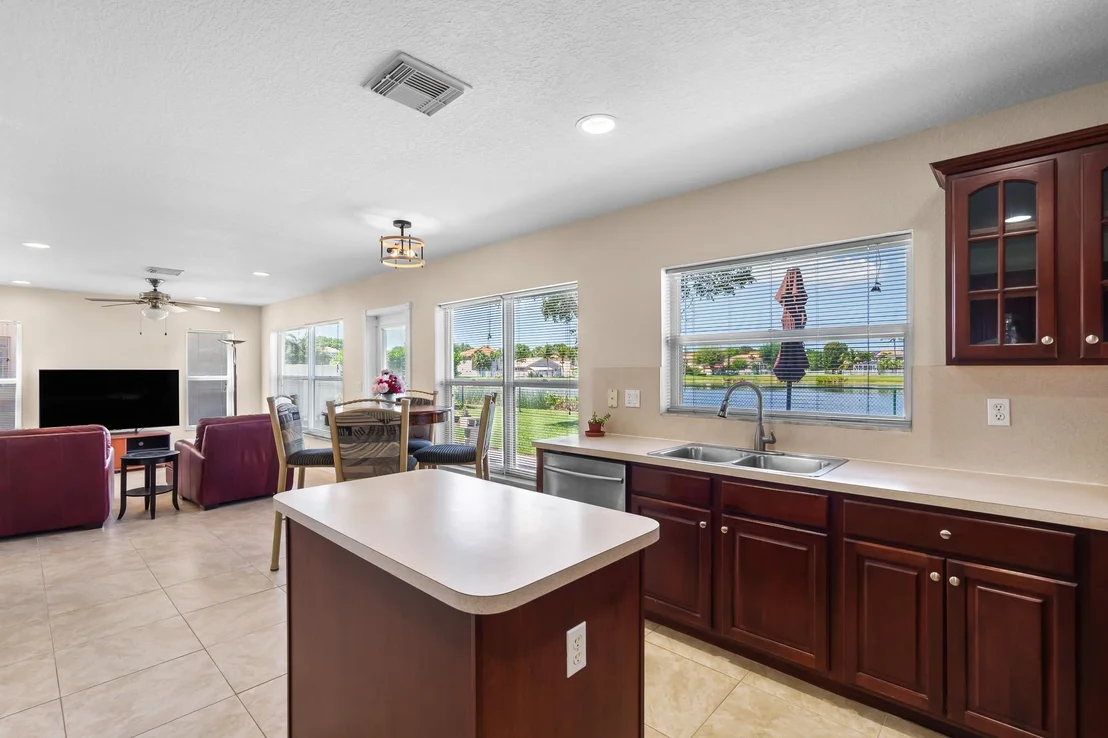 Photo of 6217 Willoughby Circle