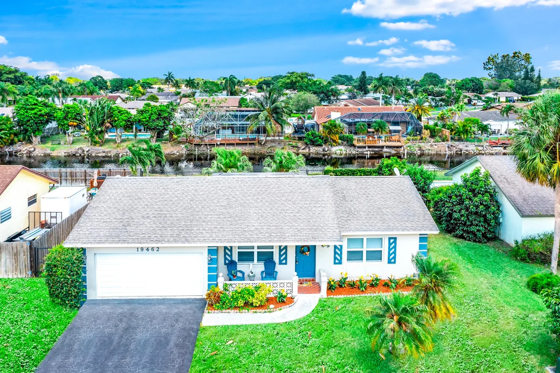Photo of 19462 Carolina Circle