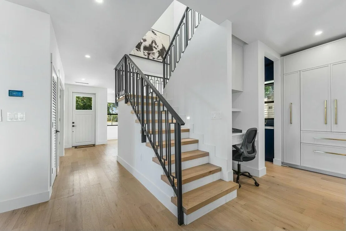 Photo of 338 Cornell Drive