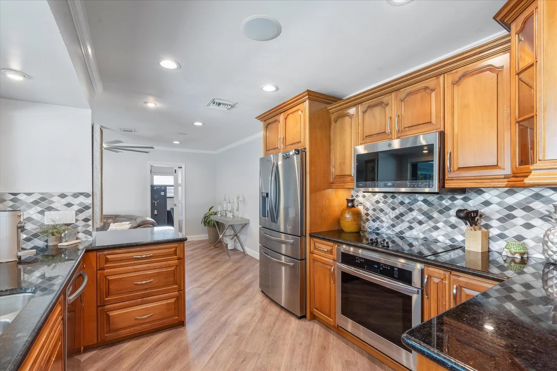 Photo of 1107 SE 14TH Terrace