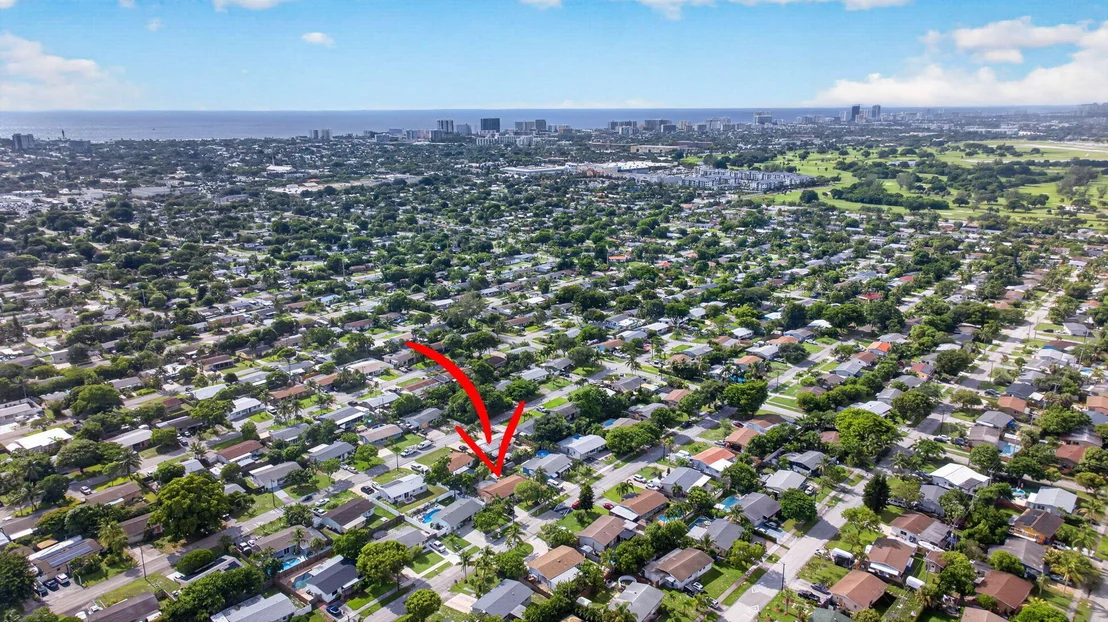 Photo of 2750 NE 9TH Terrace