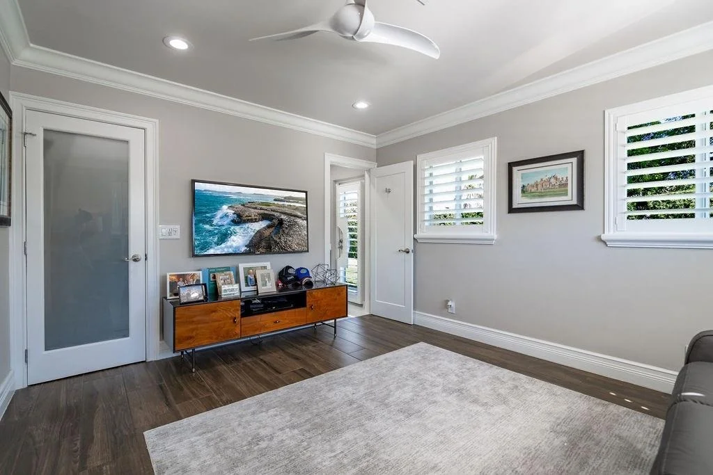 Photo of 3860 NE 24th Avenue