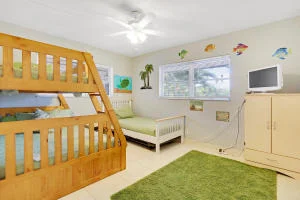 Photo of 660 SE 12th Terrace