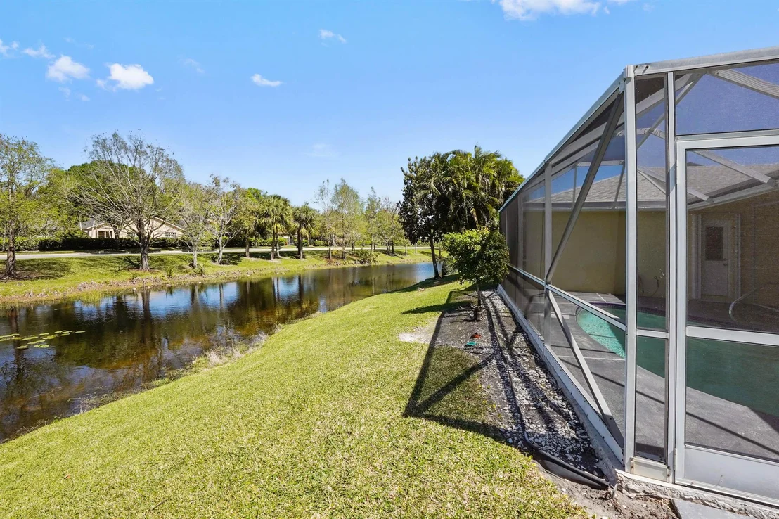 Photo of 1112 Hatteras Circle