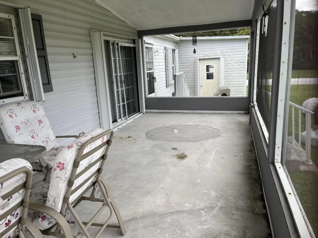 Photo of 6325 SE Colonial Drive