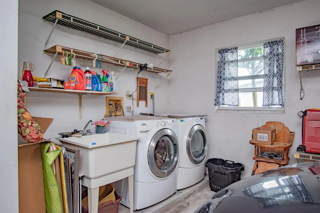 Photo of 6357 Stanley Lane