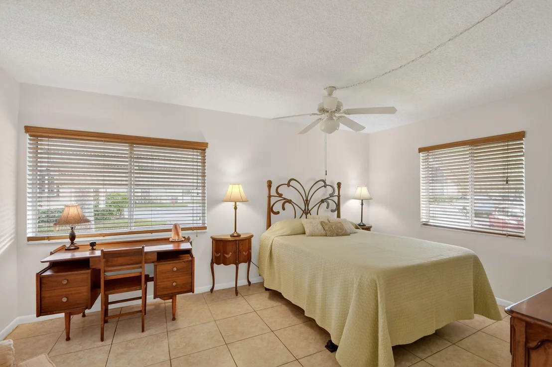 Photo of Unit D1 at 342 Pine Ridge Circle