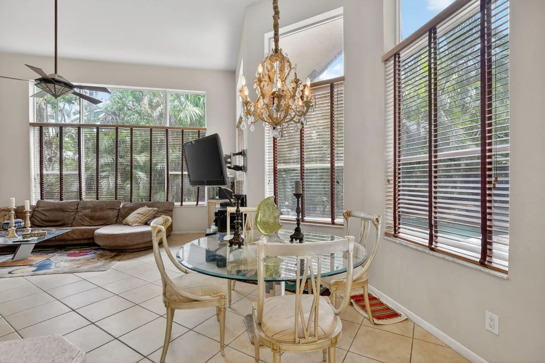 Photo of 8106 N Savannah Circle
