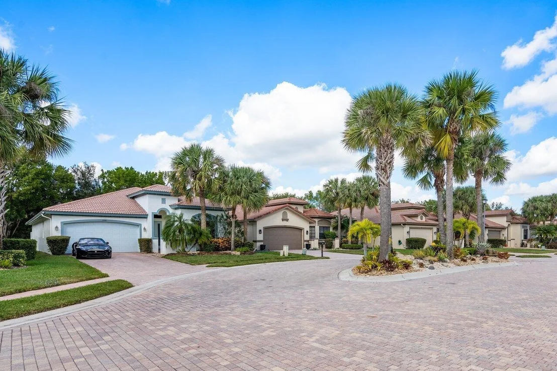 Photo of 9786 Isles Cay Drive