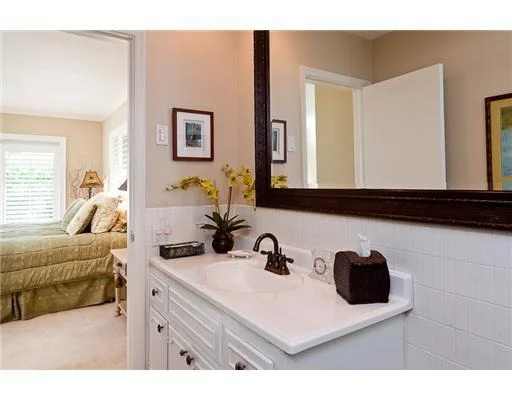 Photo of 650 Tulip Tree Lane