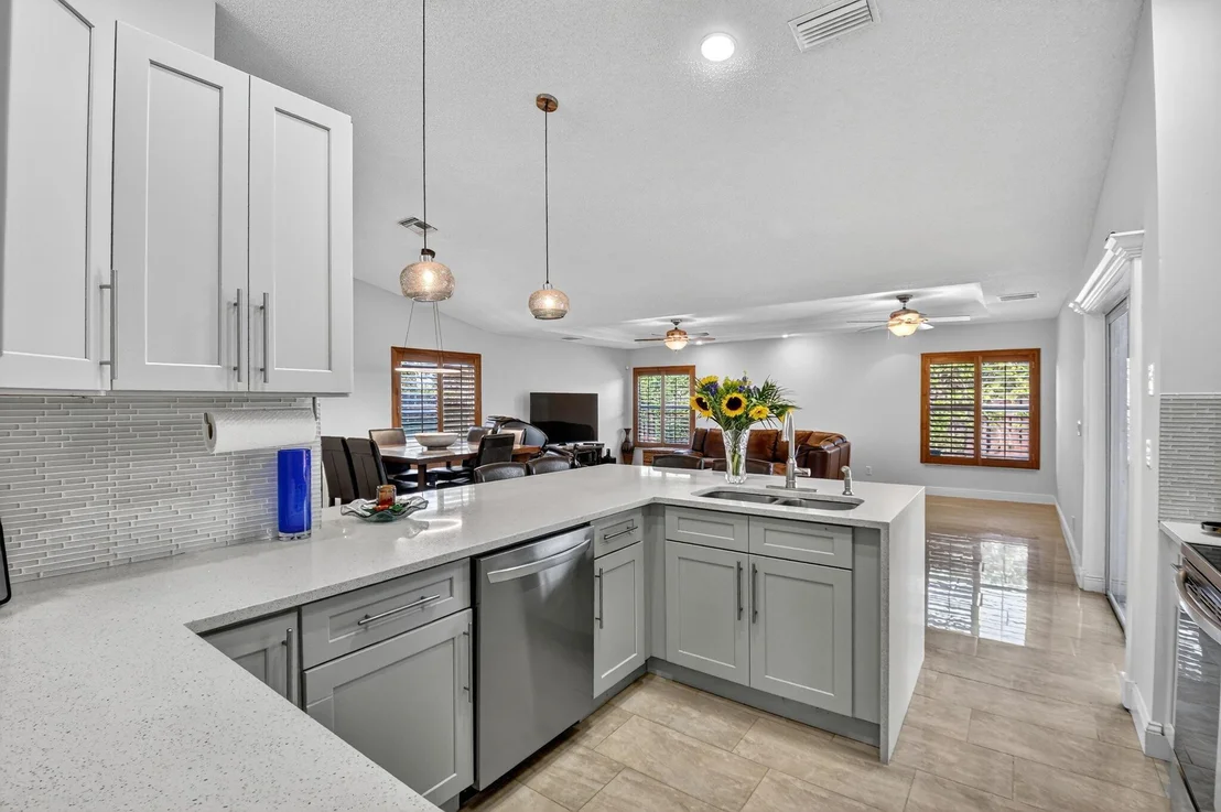 Photo of 9145 Paragon Way