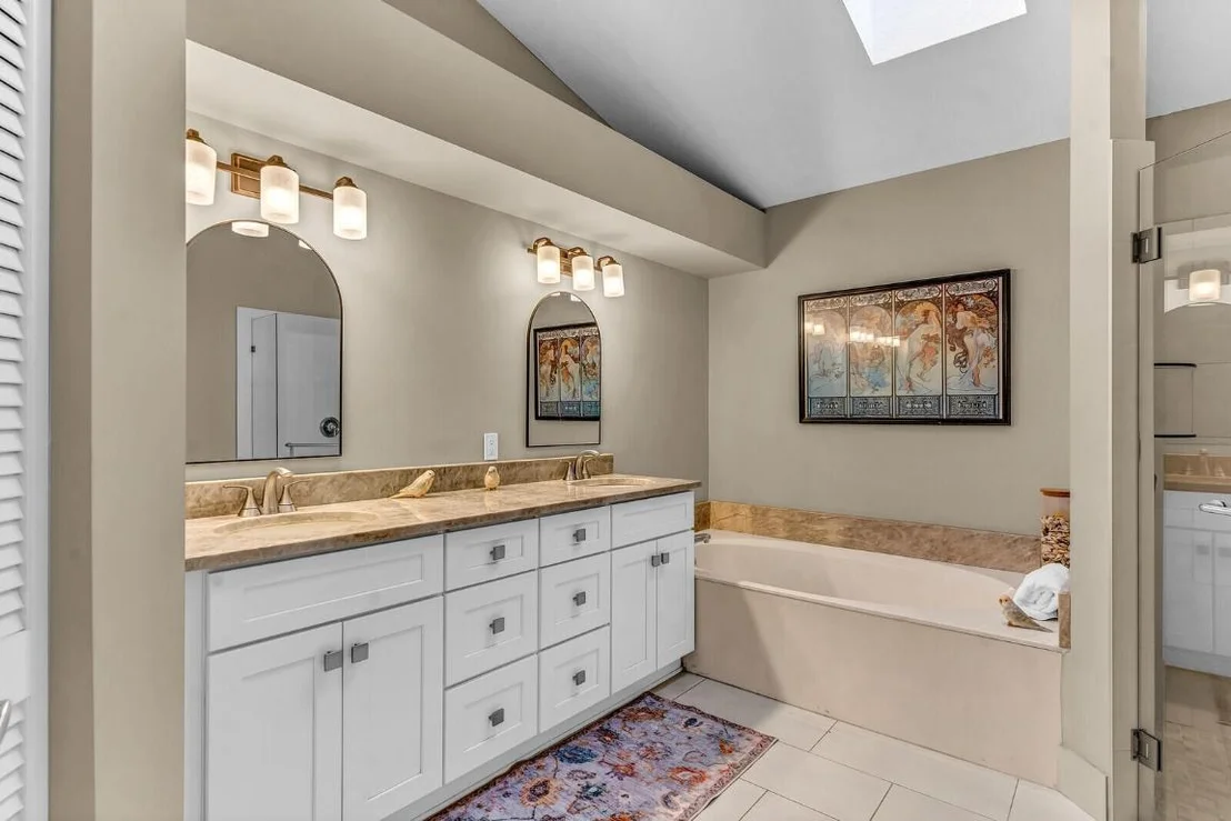 Photo of 11074 Springbrook Circle