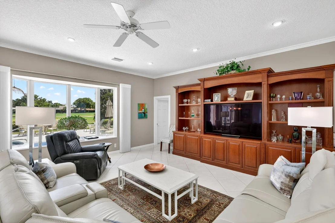 Photo of 6711 SE Barrington Drive