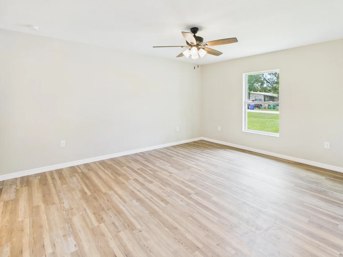 Photo of 910 NW 5th Street