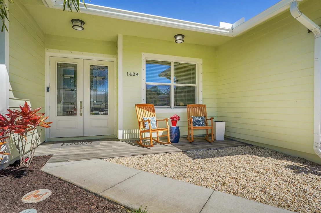 Photo of 1404 Lone Pine Drive