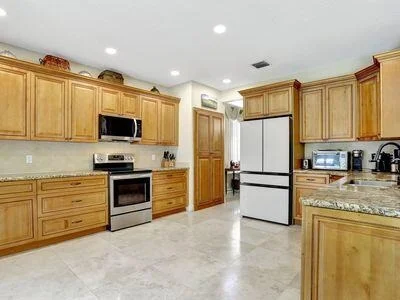 Photo of 6702 NW 80th Manor