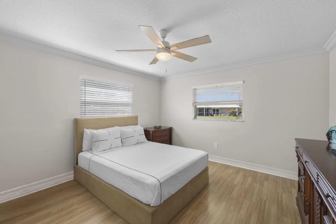 Photo of 6797 Bayshore Drive