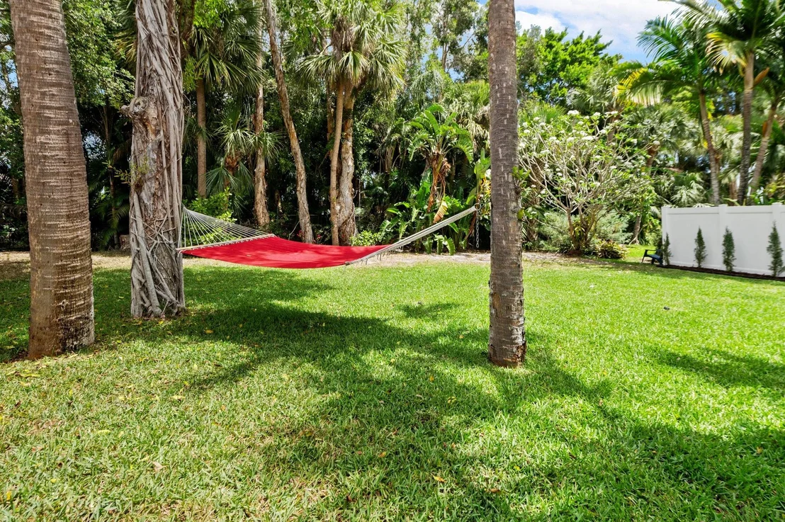 Photo of 4077 Manor Forest Trail