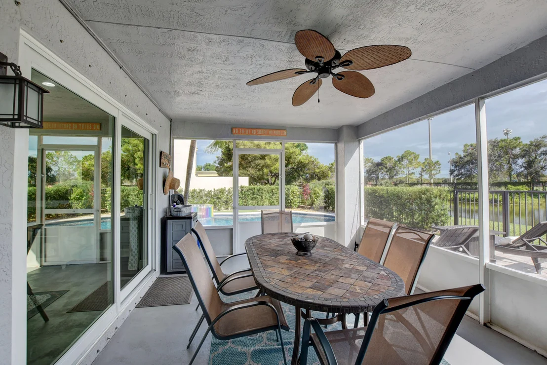 Photo of 6176 Spring Isles Boulevard