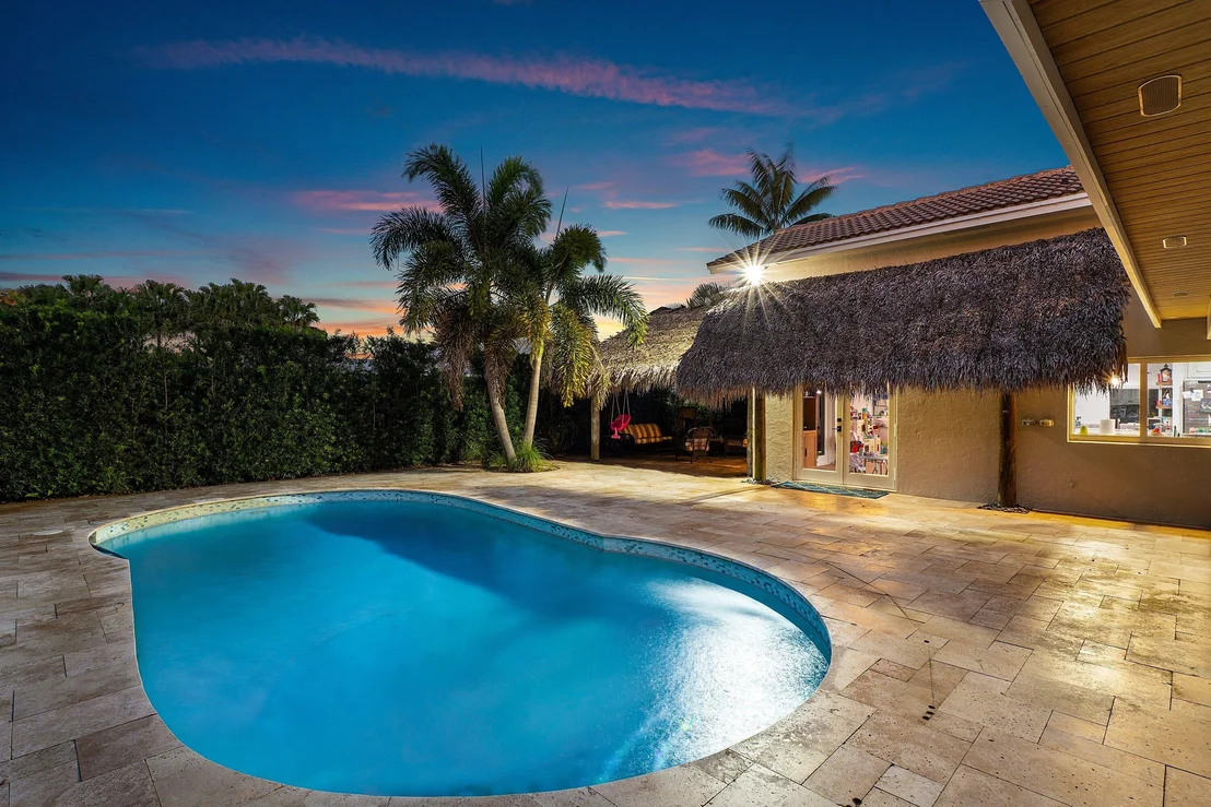 Photo of 10893 Gleneagles Road