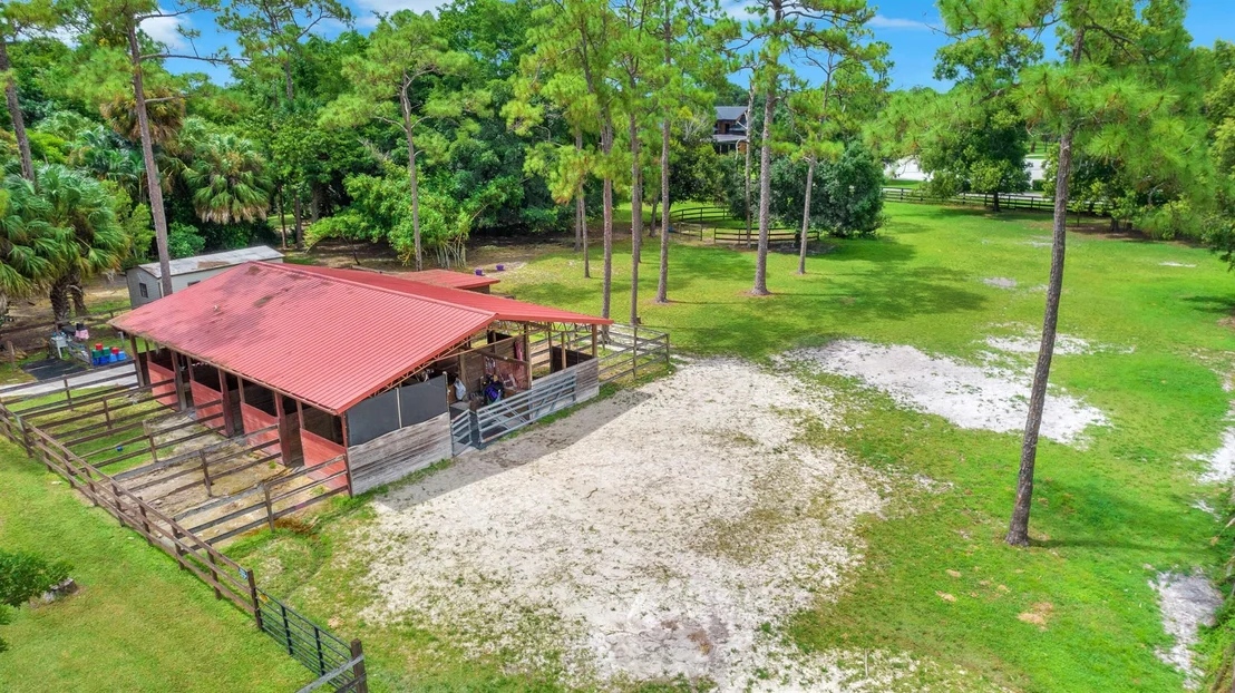 Photo of 2340 B Road