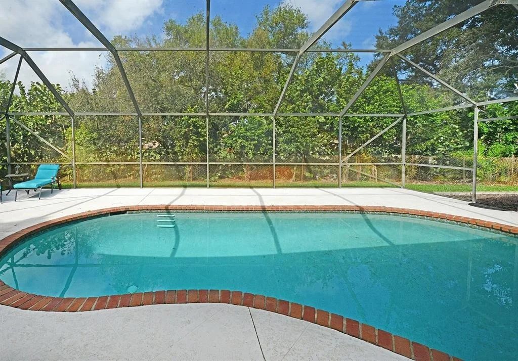 Photo of 17527 Birchwood Drive