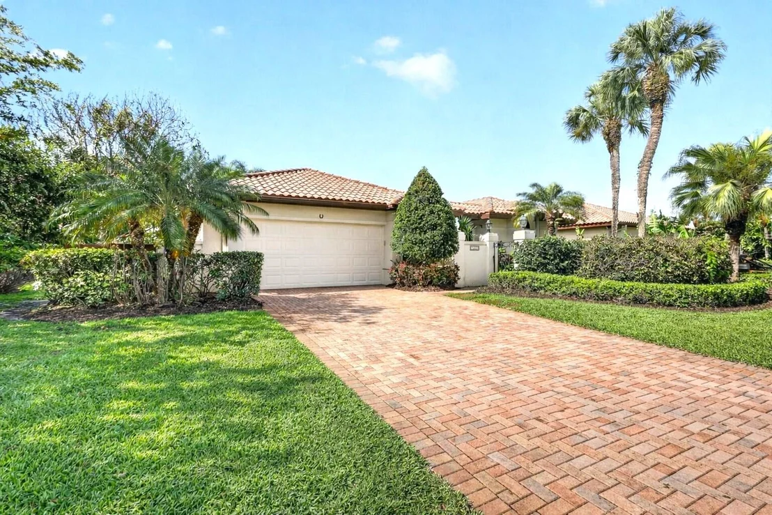 Photo of 5422 SE Meredith Terrace