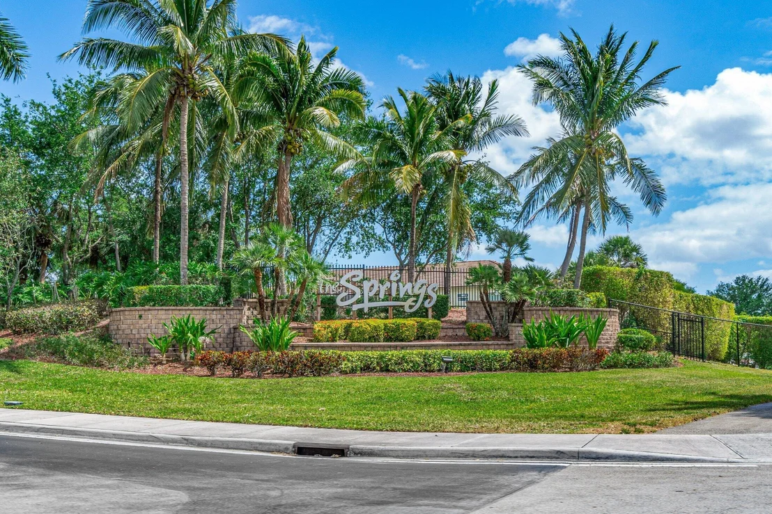 Photo of 6188 Spring Isles Boulevard