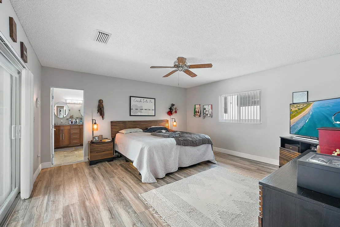 Photo of 11544 Sanderling Drive
