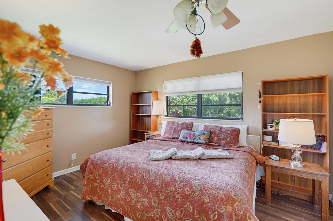 Photo of Unit A at 4696 Greentree Path