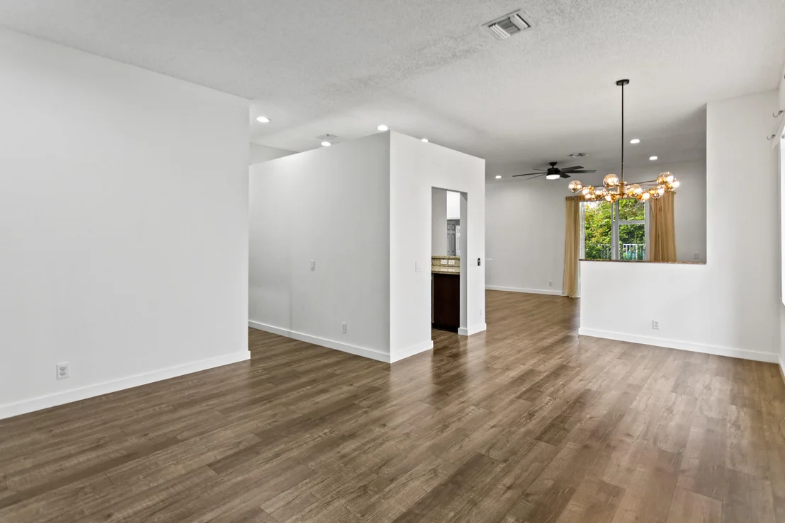 Photo of 1071 Bluewood Terrace