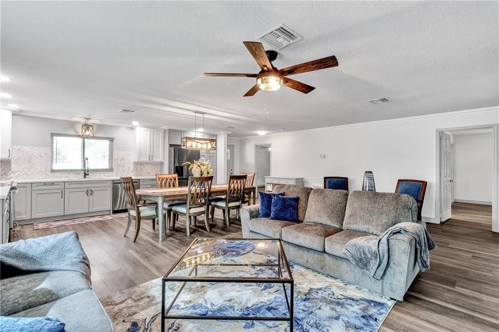 Photo of 349 Easy Street