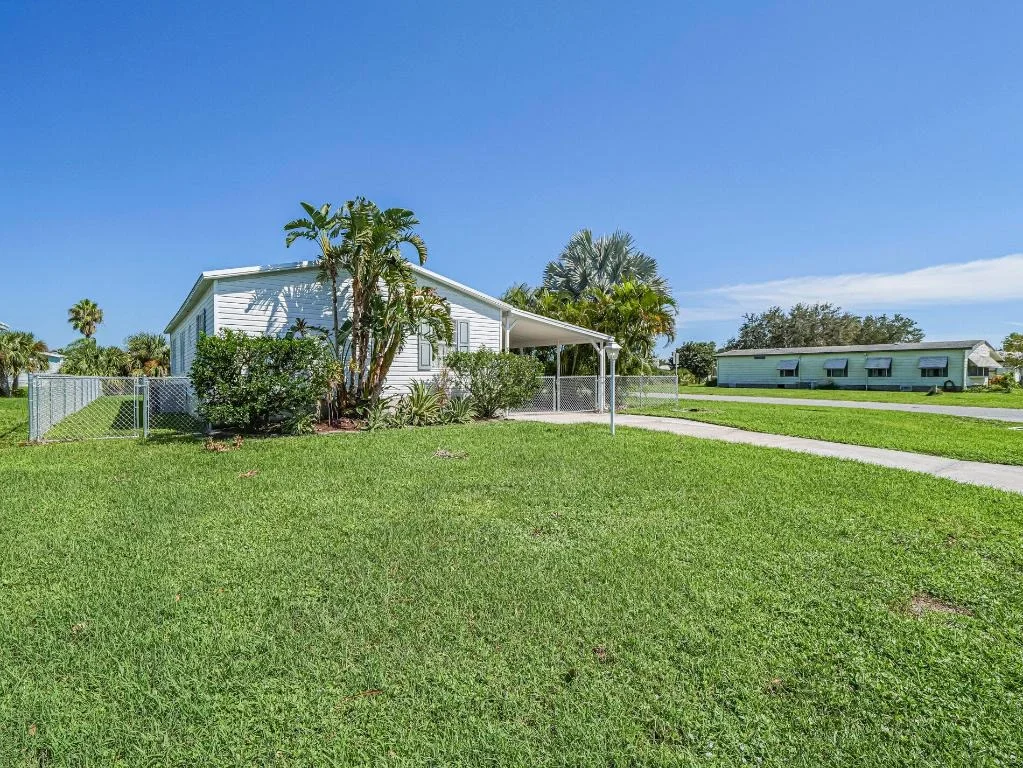 Photo of 1145 Wren Circle
