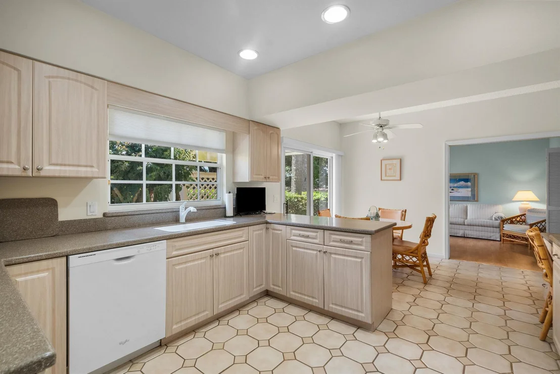Photo of 7066 SE Winged Foot Drive