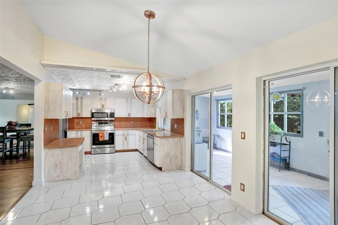 Photo of 5372 Pine Circle