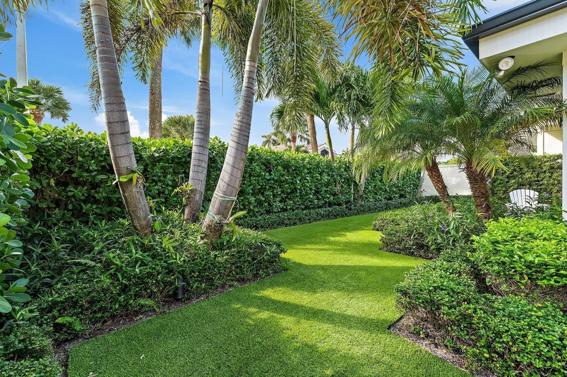 Photo of 121 Bonefish Circle E