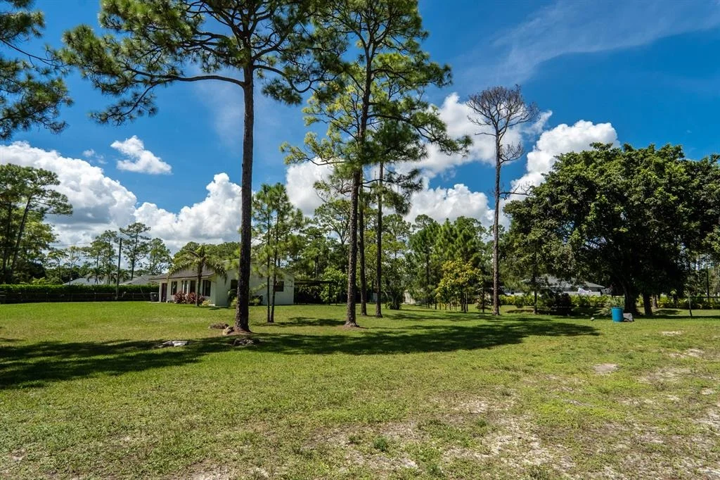 Photo of 17023 80th Street N.
