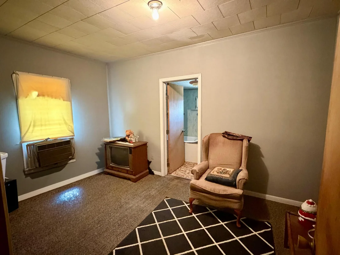 Photo of 207 SE 4th Street