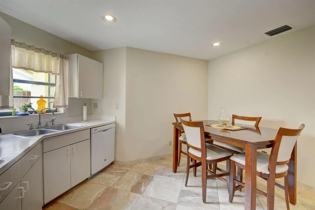 Photo of 4223 Willowood Lane