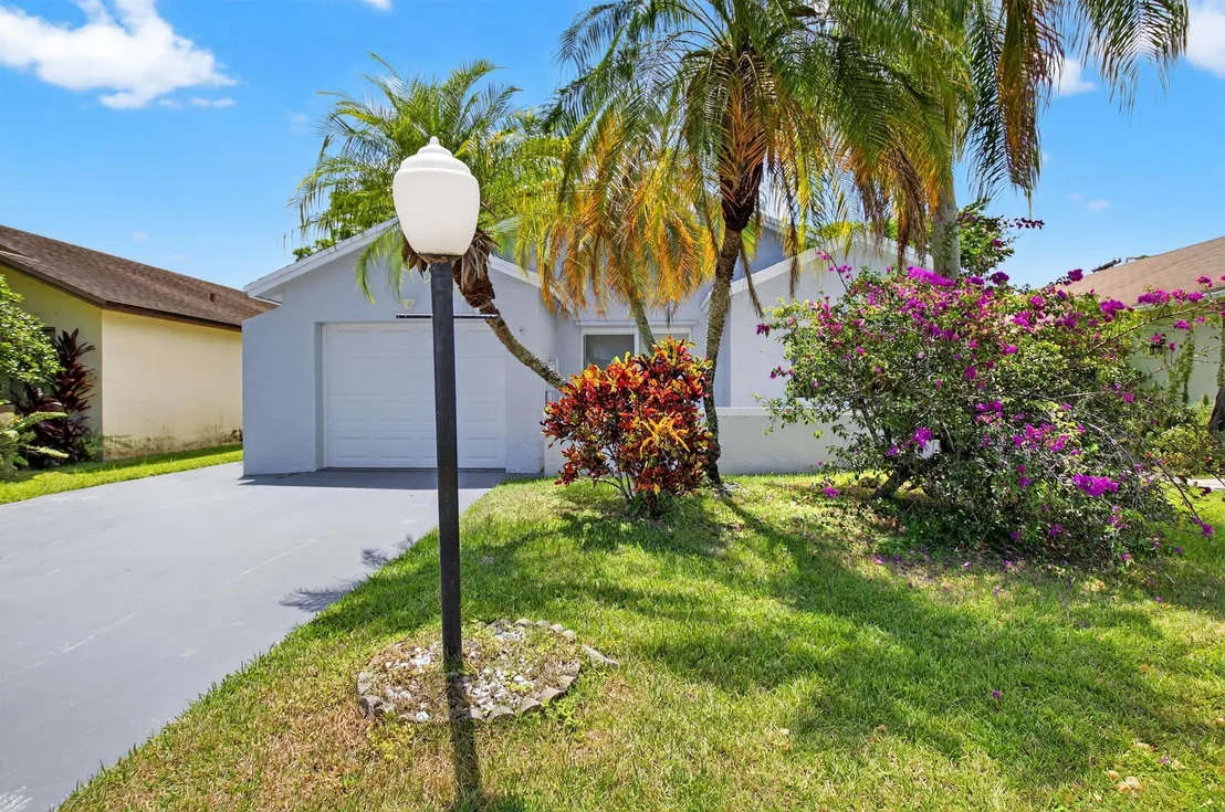 Photo of 9156 Pine Springs Drive